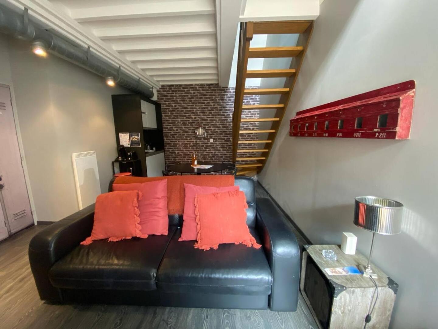 Apt Duplex Ou Plain Pied Tout Confort Plein Centre Ville Bayeux Proche Commerces, Restaurants, Avec Terrasse Privative Ou Jardin Commun Amenage Clos, Parking Gratuit A Proximite, Proche Plages Du Debarquement Esterno foto