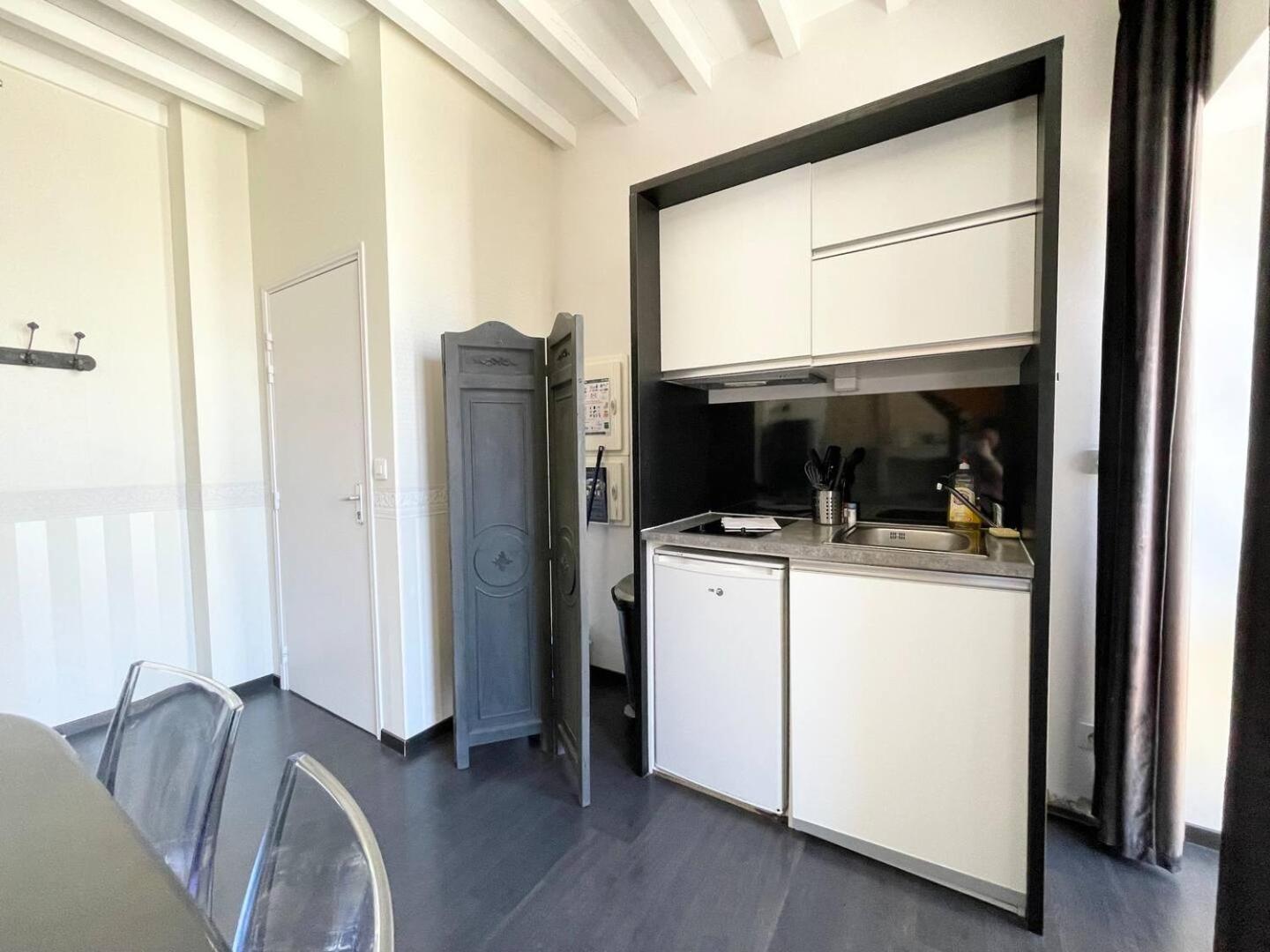 Apt Duplex Ou Plain Pied Tout Confort Plein Centre Ville Bayeux Proche Commerces, Restaurants, Avec Terrasse Privative Ou Jardin Commun Amenage Clos, Parking Gratuit A Proximite, Proche Plages Du Debarquement Esterno foto