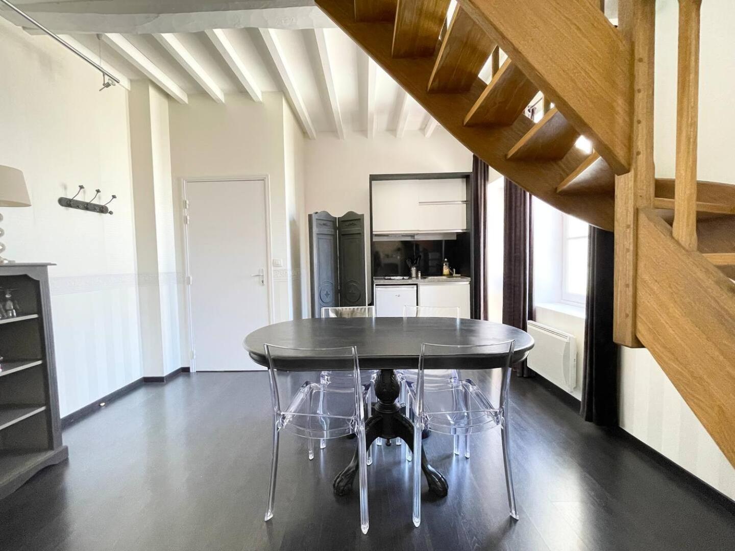 Apt Duplex Ou Plain Pied Tout Confort Plein Centre Ville Bayeux Proche Commerces, Restaurants, Avec Terrasse Privative Ou Jardin Commun Amenage Clos, Parking Gratuit A Proximite, Proche Plages Du Debarquement Esterno foto