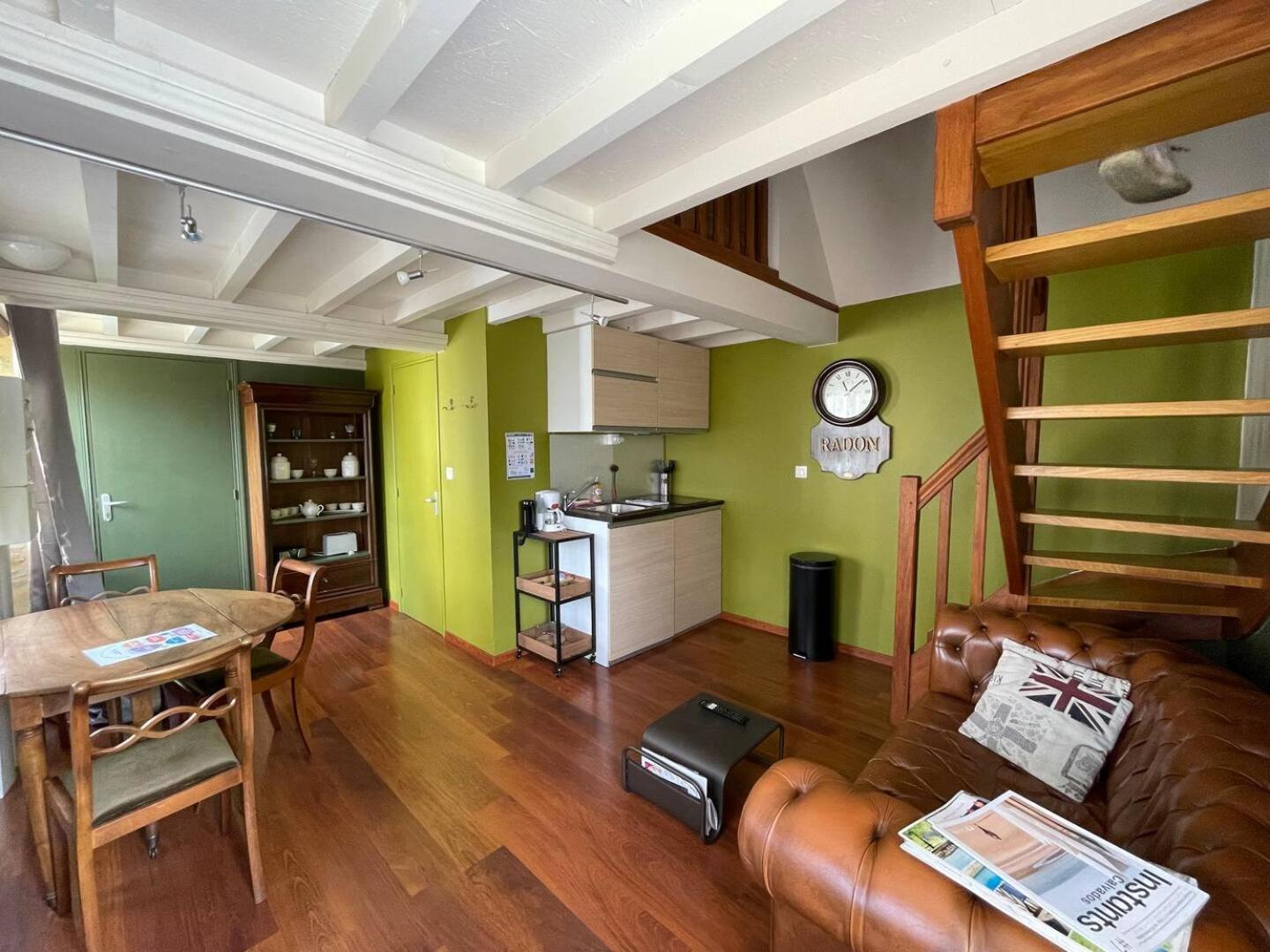 Apt Duplex Ou Plain Pied Tout Confort Plein Centre Ville Bayeux Proche Commerces, Restaurants, Avec Terrasse Privative Ou Jardin Commun Amenage Clos, Parking Gratuit A Proximite, Proche Plages Du Debarquement Esterno foto