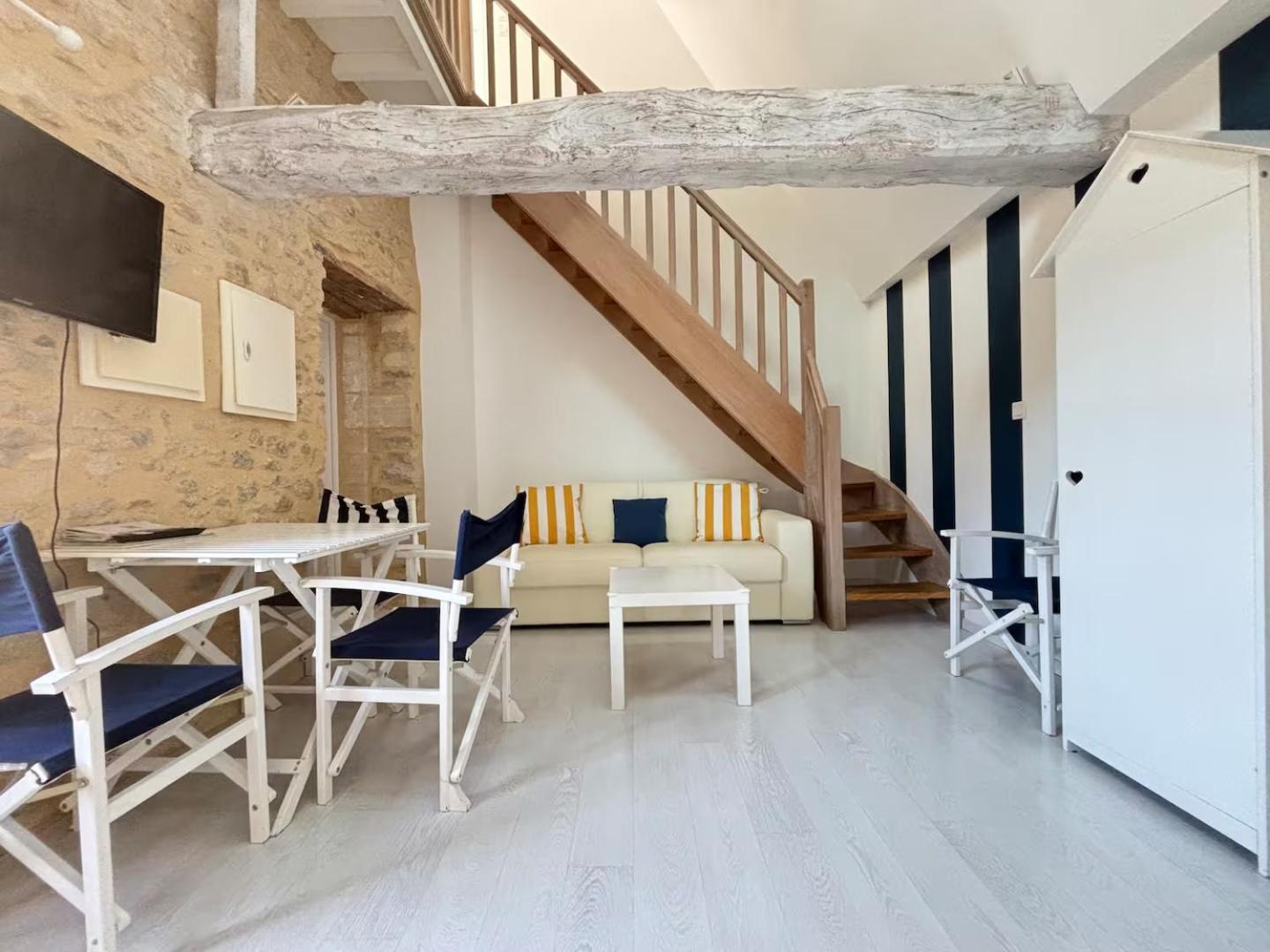 Apt Duplex Ou Plain Pied Tout Confort Plein Centre Ville Bayeux Proche Commerces, Restaurants, Avec Terrasse Privative Ou Jardin Commun Amenage Clos, Parking Gratuit A Proximite, Proche Plages Du Debarquement Esterno foto
